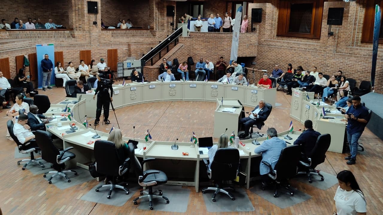 Cali: Concejo de Cali en las antigua FES