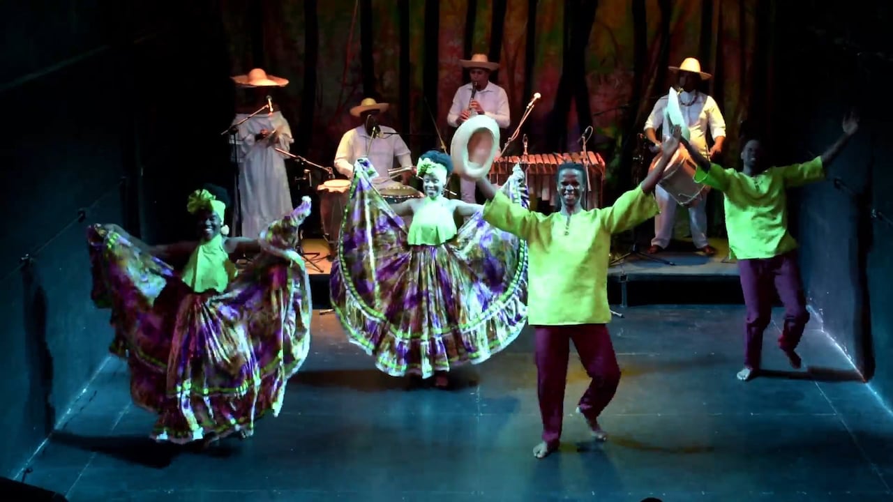 Las danzas del Pacífico son otro ítem de Proyecto Oriente.