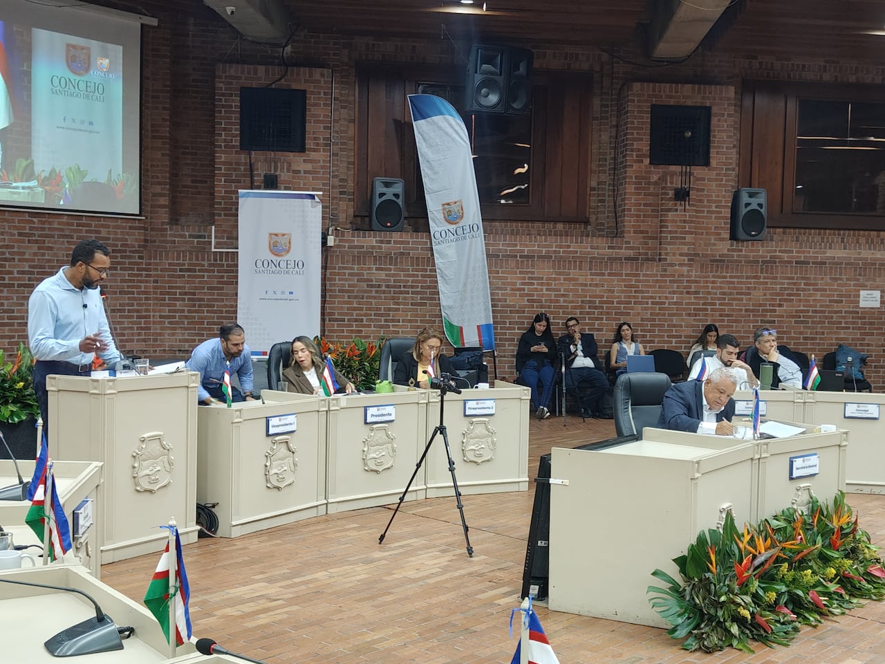 Cali: Sesión del Concejo de Cali, debate elección contralor