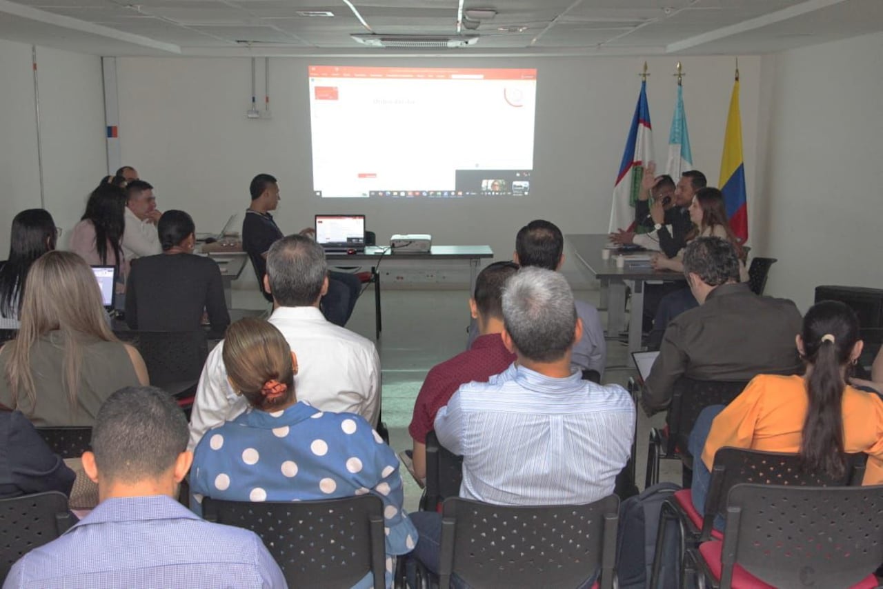 Audiencia para abrir licitación pública y buscar operador para el programa PAE en Cali.