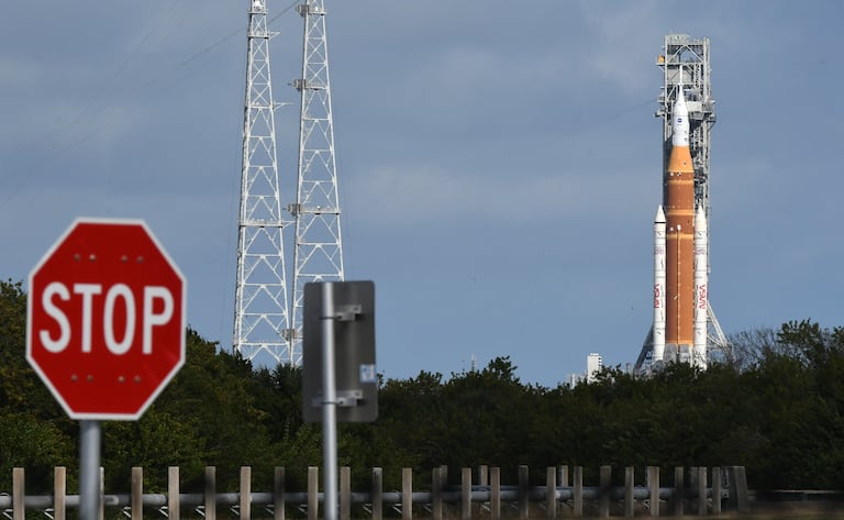 La misión consistirá en un viaje alrededor de la Luna, sin alunizaje, con duración aproximada de 10 días y una distancia total de 1,1 millones de kilómetros.