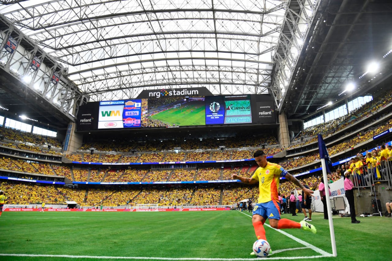 Colombianos coparon Houston y llenaron el estadio en el debut de la Selección.