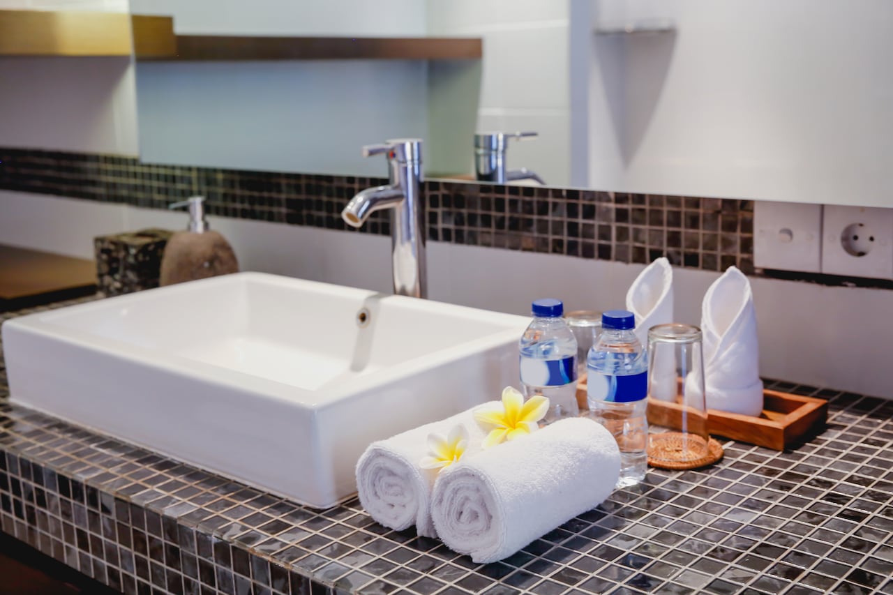 La comunidad bogotana adopta una estrategia innovadora para enfrentar la escasez de agua en la ciudad.