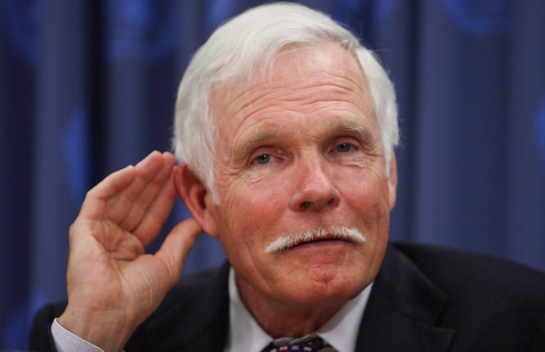 El fundador de CNN y presidente de Ted Turner falleció a los 87 años.