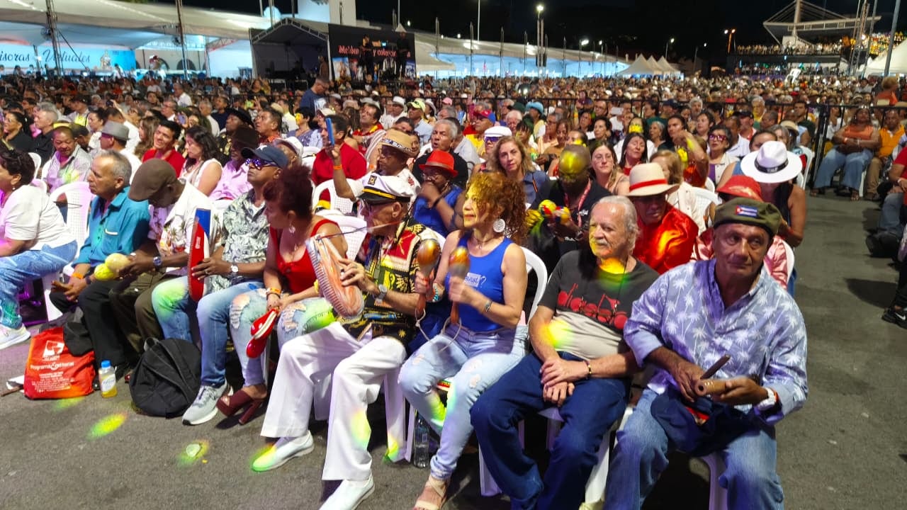 Melómanos y Coleccionistas vive una noche histórica dedicada al bolero, este domingo 28 de diciembre.