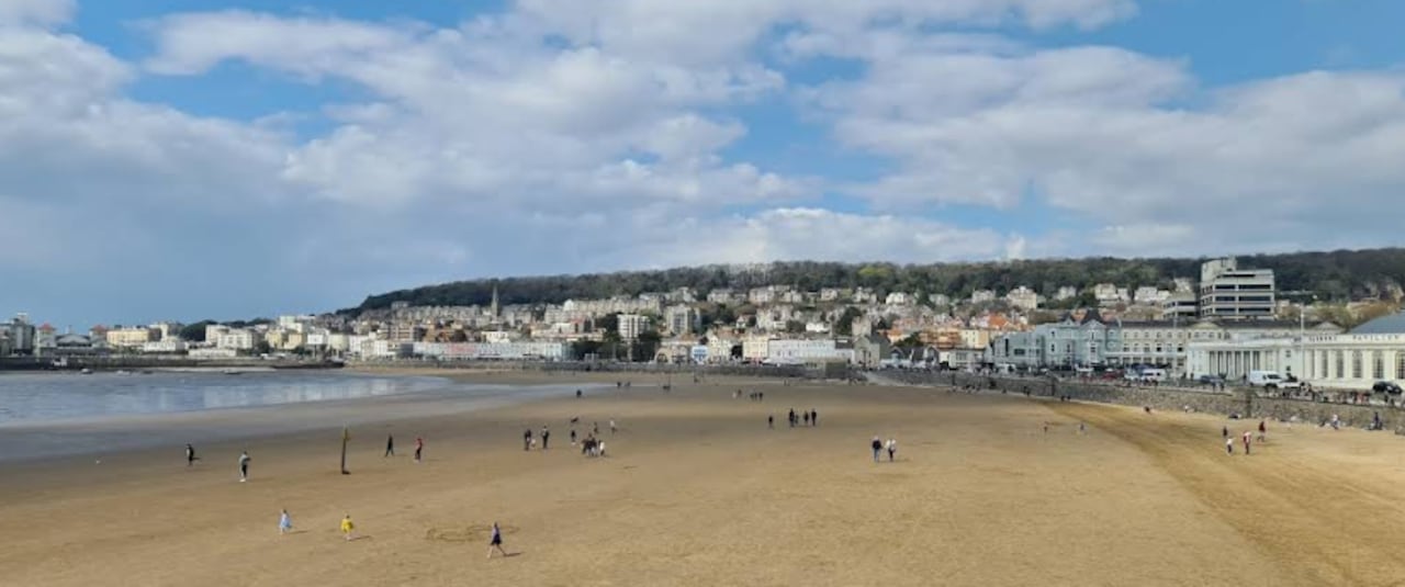 Reino Unido, que autoriza estancias cortas por turismo.