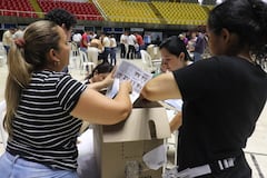 Elecciones 2026 preconteo de votos en el coliseo del pueblo