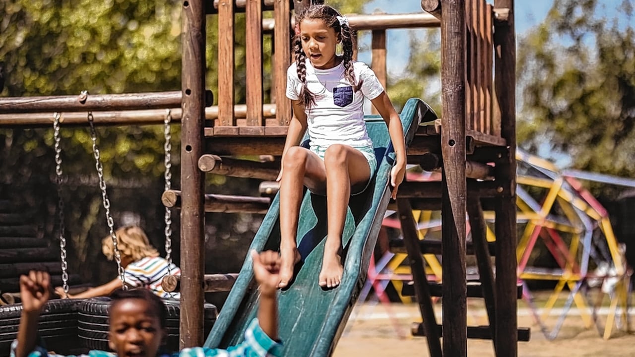 Riesgos de los juegos digitales y consejos para conservar los juegos tradicionales