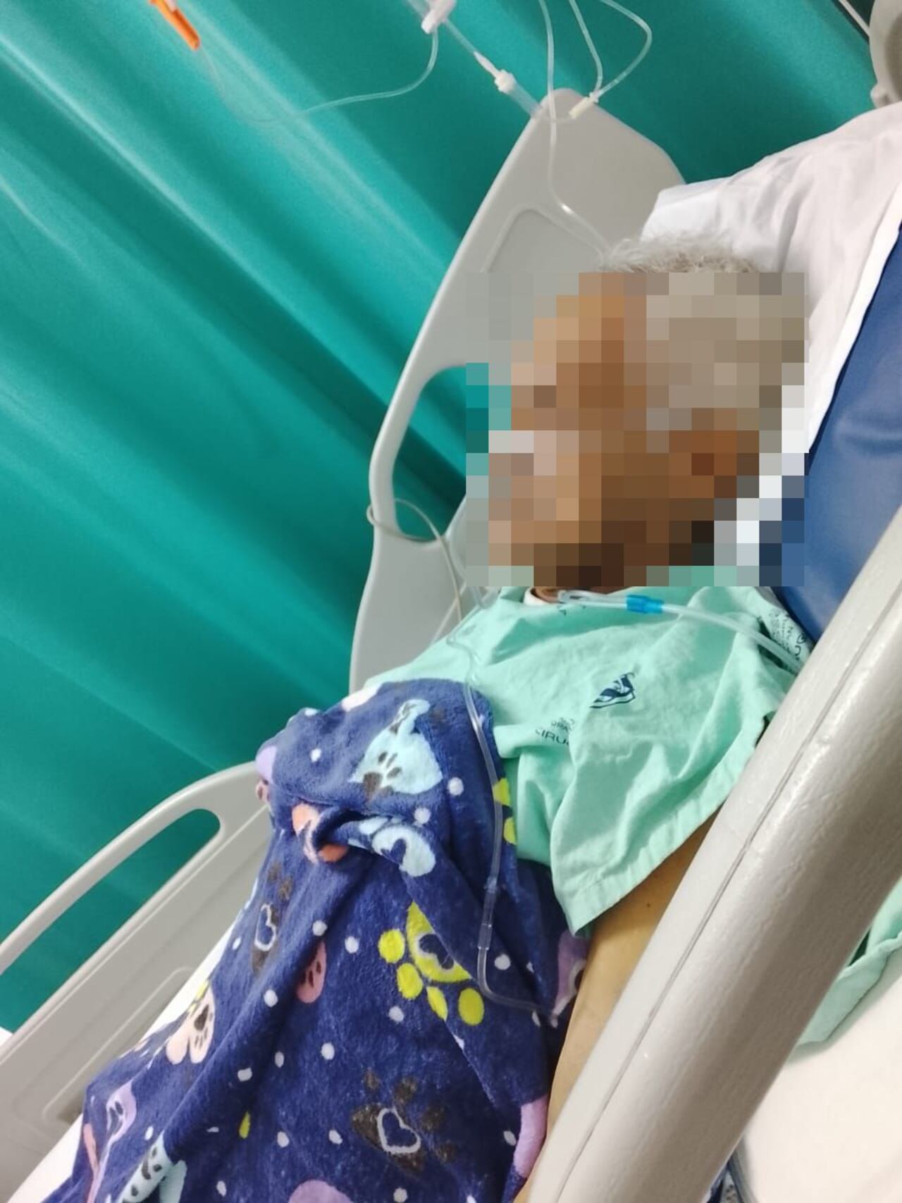 La misma compañera sentimental del adulto mayor y habitantes de esta vereda compartieron esta foto al exponer que Jairo Ortiz batalló duro tras ser diagnosticado con cáncer, al final, esta enfermedad acabó con su vida.