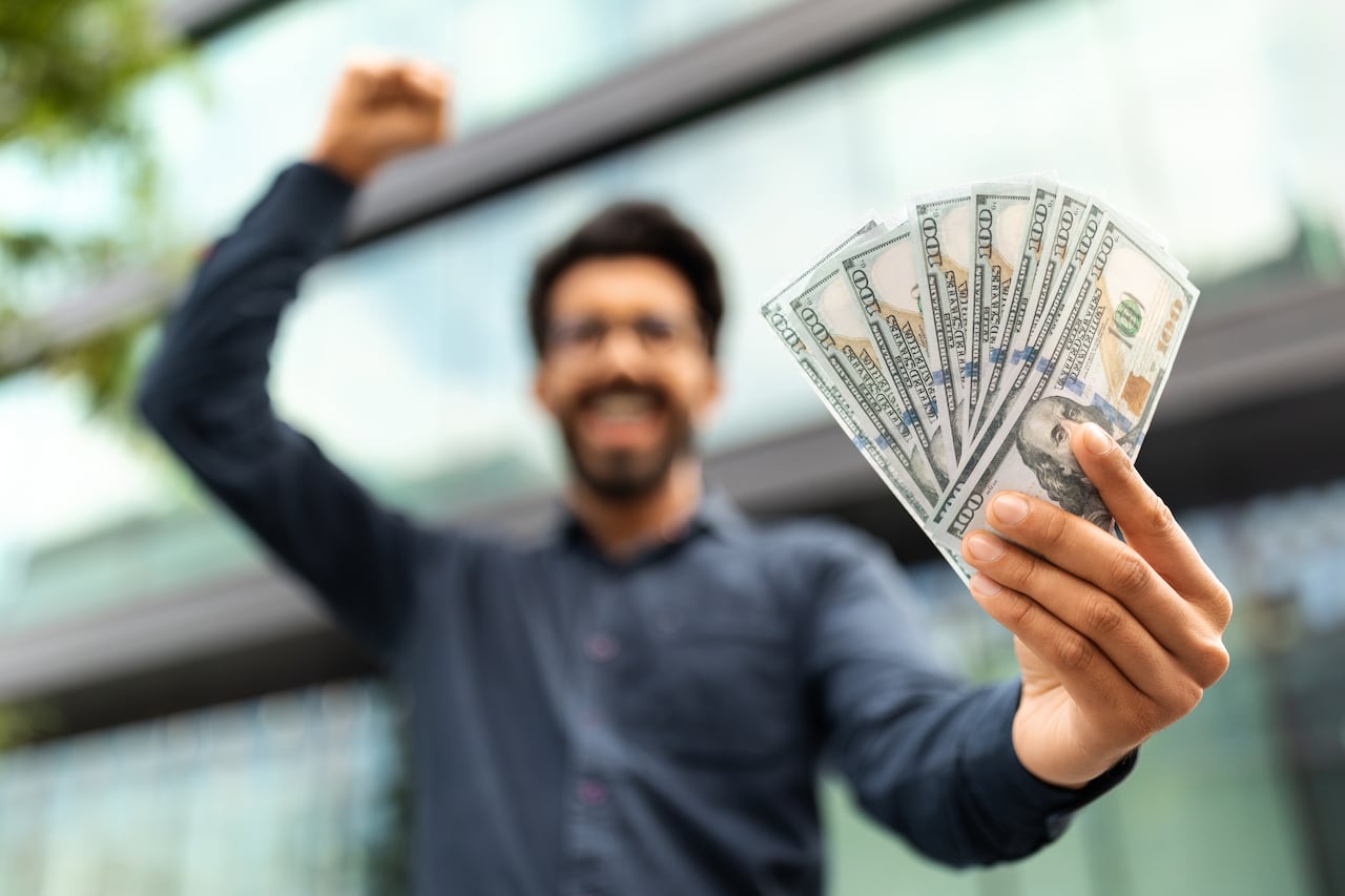 La iniciativa, avalada por Coljuegos, contempla la entrega de 1.040 bonos de consumo, cada uno por $2.350.000, que podrán utilizarse en cadenas de supermercados aliadas en todo el territorio nacional.