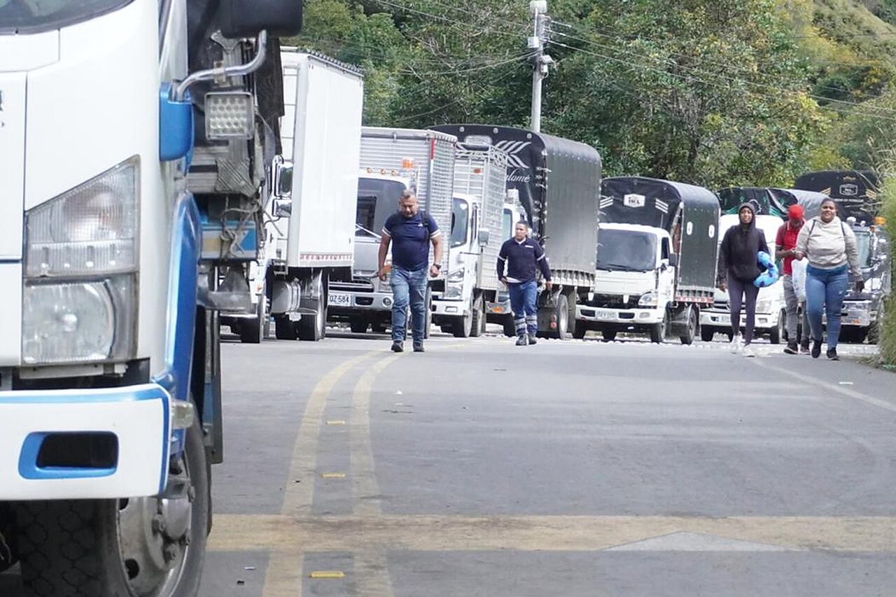 Paro y bloqueo de camioneros en Ipiales Nariño