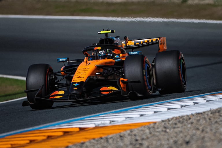 Lando Norris al mando de su monoplaza en el Gran Premio de Países Bajos 2026.