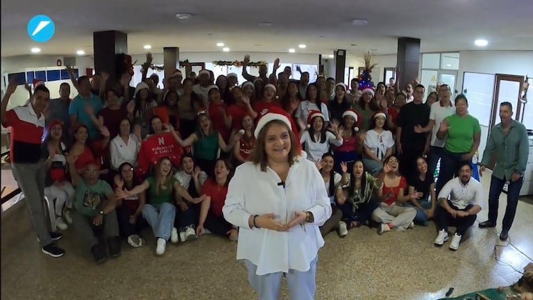 Feliz Navidad y próspero Año Nuevo les desea El País a todos nuestros lectores.