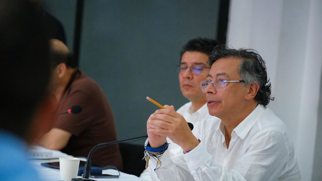 El presidente Gustavo Petro sigue tomando medidas ante la fuerte ola invernal que atraviesan varias regiones del país.