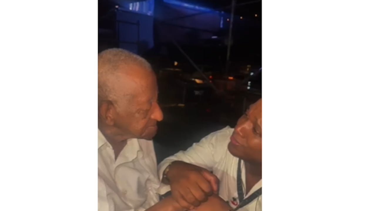 Durante su ‘En Grande Tour’, Willy García anunció que dedicará sus próximas presentaciones a la memoria de Memo Cabezas, a quien considera su primer maestro musical.