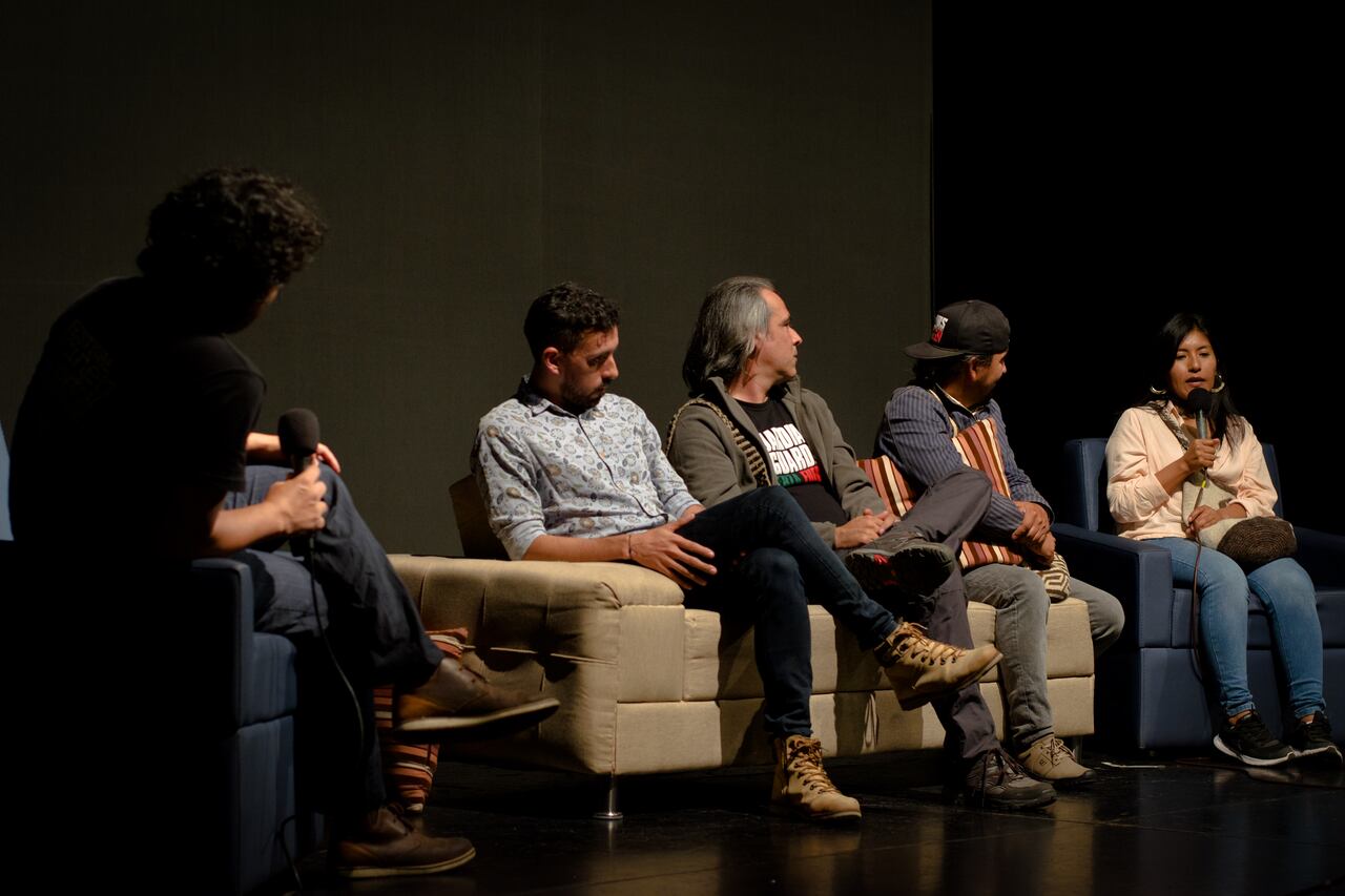 Realizadoras y realizadores se encuentran al final de cada proyección para hablar con el público de sus producciones cinematográficas.