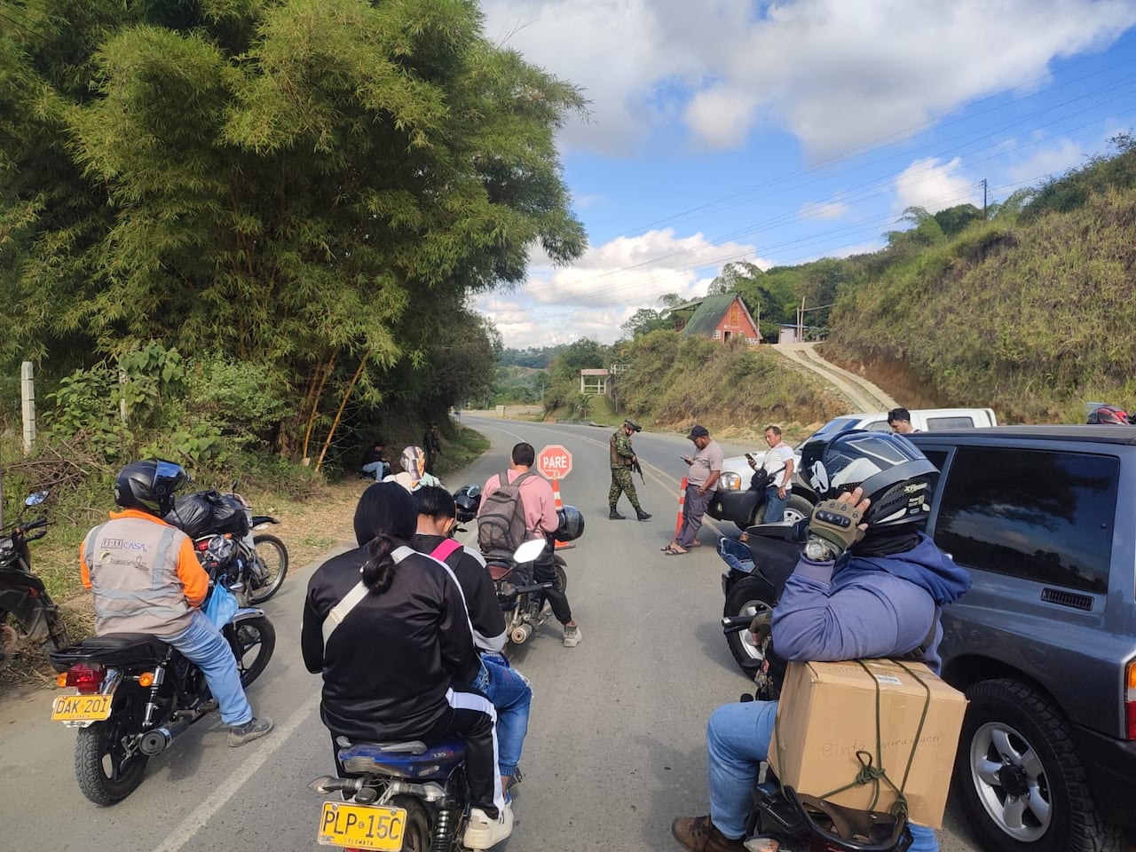 Cierre en la vía Panamericana entre Cali y Popayán este viernes 19 de junio de 2026.
