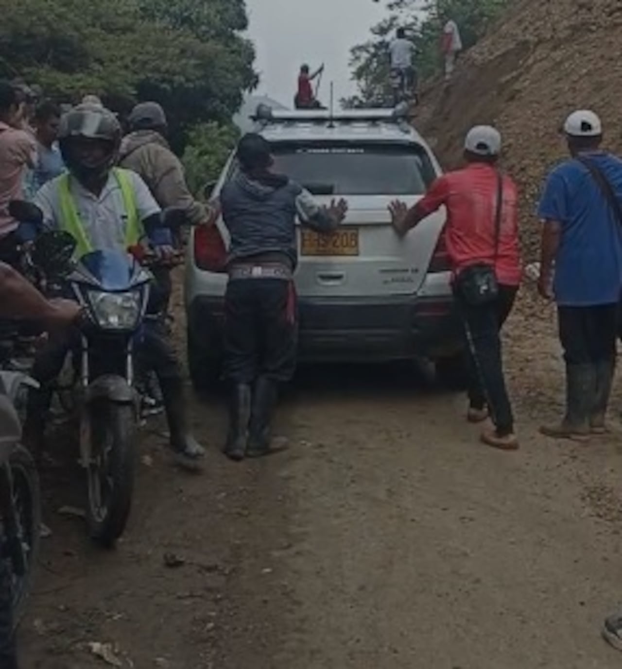 Las comunidades son las que reportaron esta emergencia, de ahí que las autoridades regionales ya adelantan la respectiva intervención.