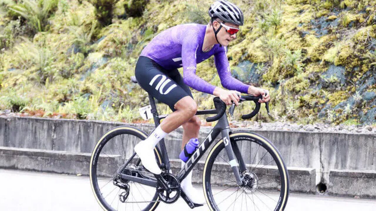 Rodrigo Contreras, líder de la Vuelta a Colombia 2025