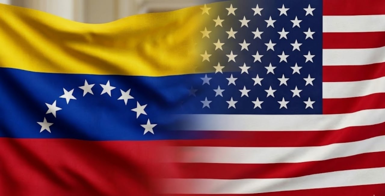 La bandera de Estados Unidos volvió a ser izada en la embajada estadounidense en Caracas por primera vez desde 2019.