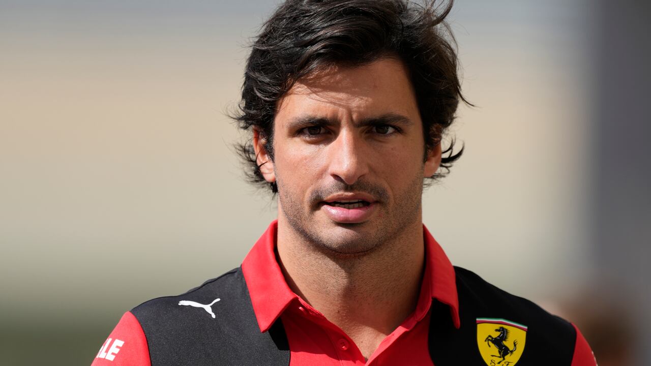 Carlos Sainz tuvo un accidente en el GP de Abu Dabi