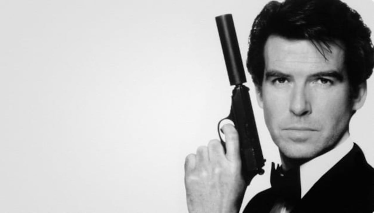 Pierce Brosnan fue el quinto actor en encarnar al agente James Bond, interpretándolo en cuatro exitosas películas, entre 1995 y 2002.