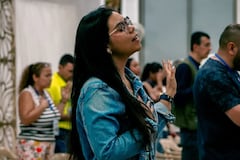 Jóvenes de distintas regiones del país llegarán a Cali para participar en el Congreso Nacional de Jóvenes Carismáticos de Colombia.