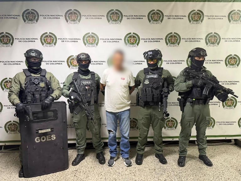 El hombre era requerido mediante una circular roja de Interpol por el asesinato y desmembramiento de su expareja, Corinne Di Dio, en Francia. Su paradero fue establecido mediante labores de inteligencia y cooperación entre autoridades colombianas y europeas.