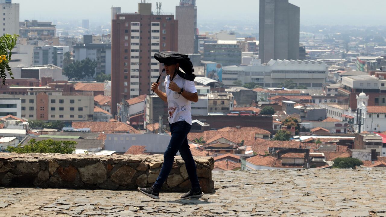 OLA DE CALOR EN CALI CON TEMPERATURAS QUE SUPERAN LOS 32 GRAOD SCENTÍGRADOS Y ALTA RADIACIÓN SOLAR