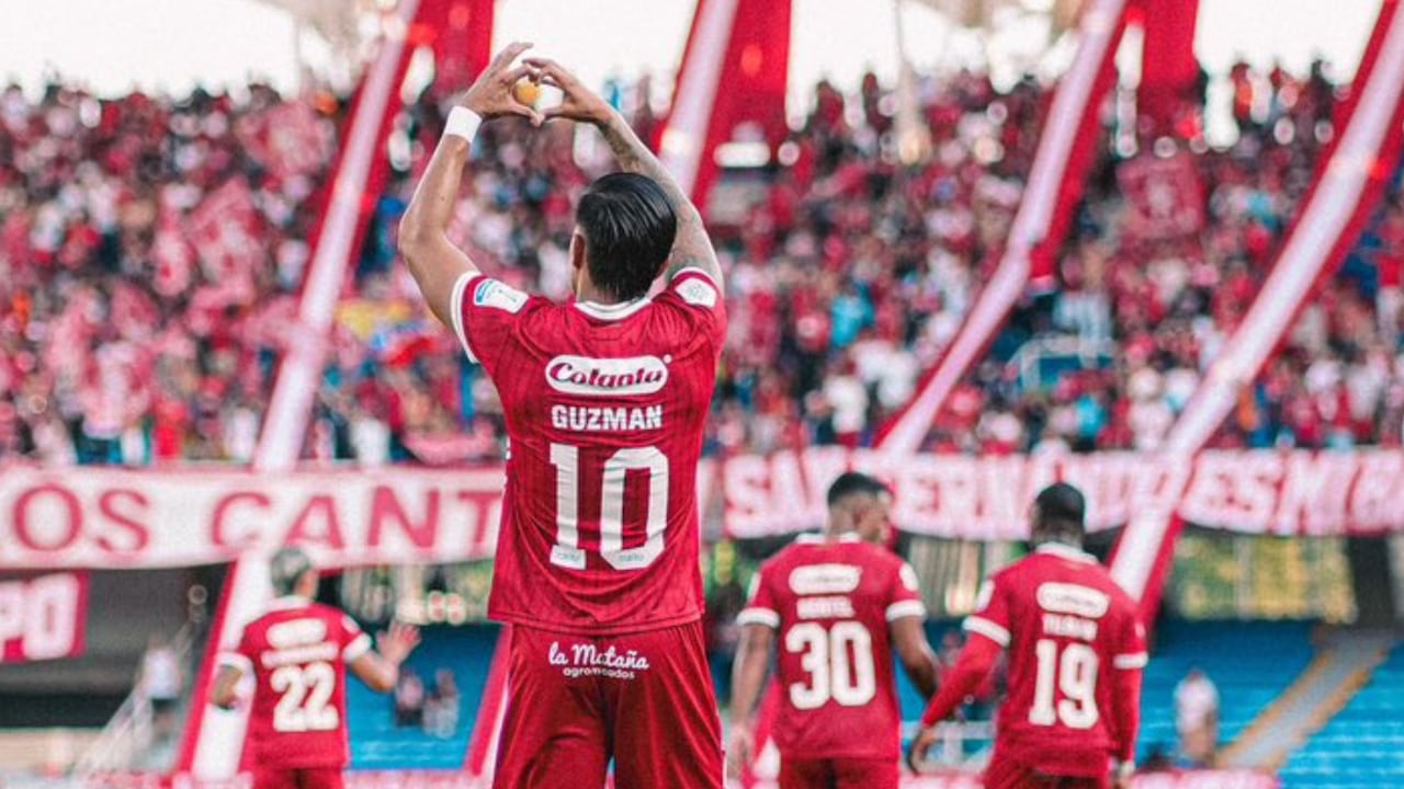 Final del primer tiempo con ventaja 2-0 del escarlata.