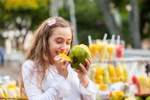 El mango tiene diversos beneficios nutricionales.