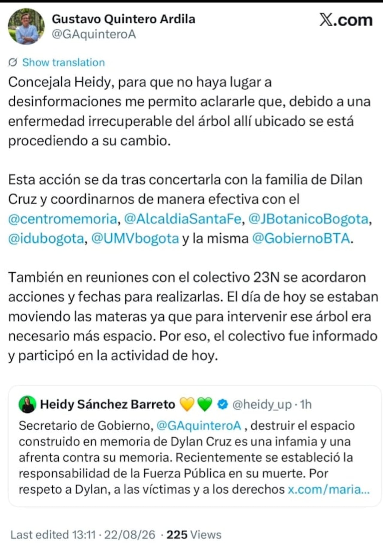 El secretario de Gobierno de Bogotá, Gustavo Quintero, aseguró que el retiro de las materas responde al cambio de un árbol con una enfermedad irrecuperable.