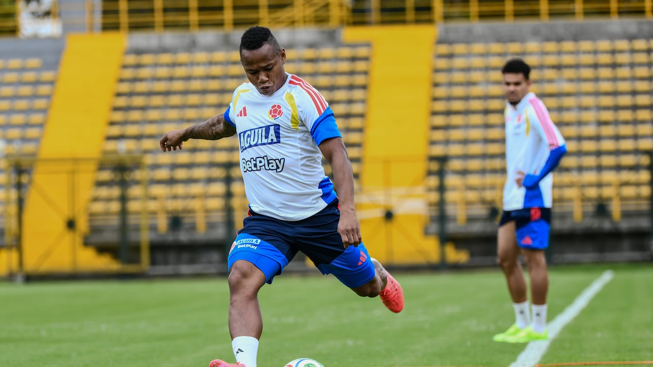 Entrenamiento de la Selección Colombiana de Fútbol en el estadio de Techo en Bogotá para su partido de preparación frente a Costa Rica