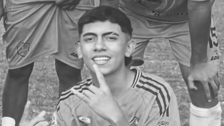 Las autoridades judiciales concentran las investigaciones para esclarecer el ataque armado que acabó con la vida del joven futbolista y establecer la responsabilidad de los autores del crimen.