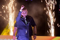 Cientos de caleños se aglomeran a las afueras del Arena Cañaveralejo para acompañar al candidato Abelardo de la Espriella a oficializar su aspiración por la carrera presidencial.