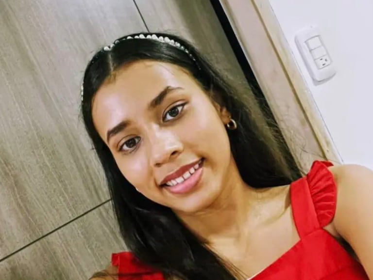 Danna Sofía fue vista por última vez cuando se dirigía hacia su universidad.