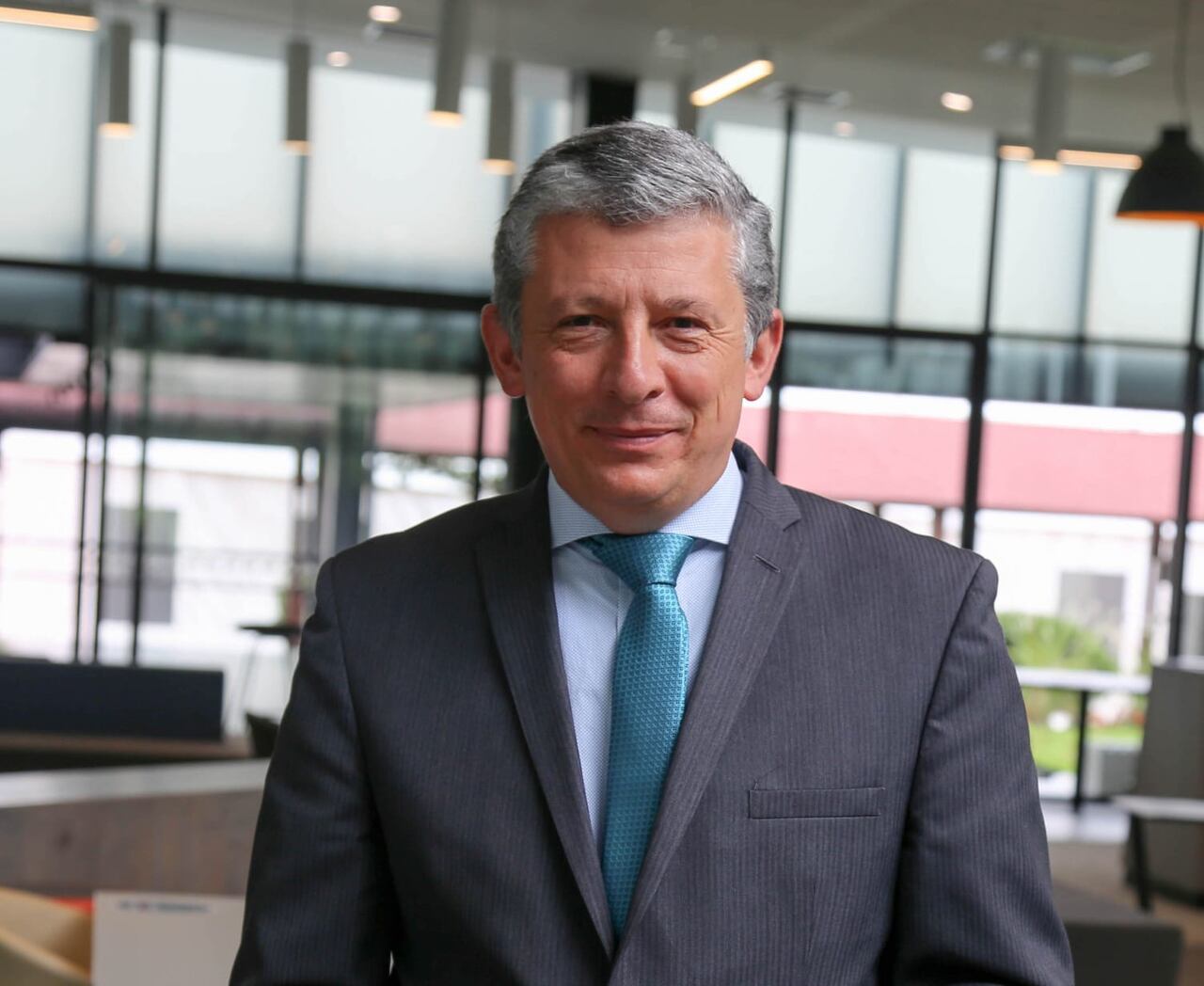 Alejandro Cheyne, rector de la Universidad del Rosario. Esta fue la institución que realizó el estudio '¿Qué piensan, sienten y quieren los jóvenes de Colombia? 2022'.