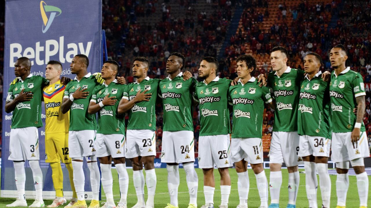 El once inicial del Deportivo Cali que enfrentó a Medellín por la fecha 13 de la Liga Betplay
