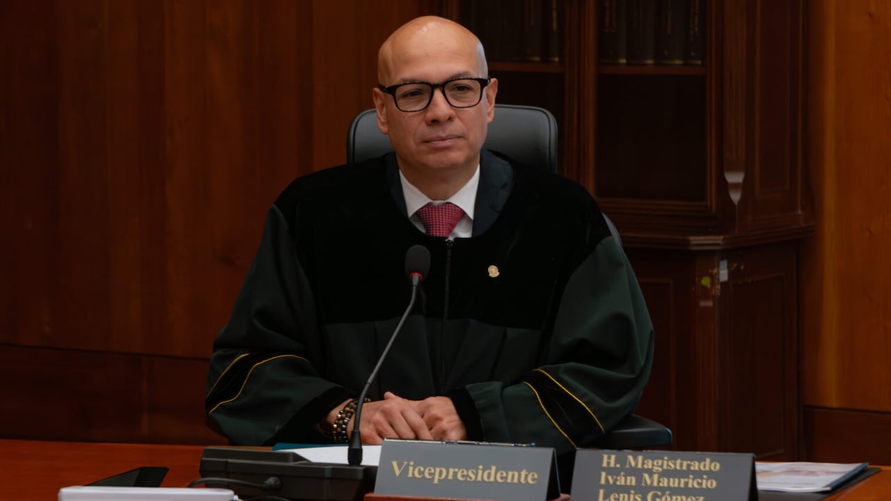 La Sala Plena de la Corte Suprema de Justicia eligió al magistrado Iván Mauricio Lenis Gómez como nuevo presidente de la corporación para el periodo 2026