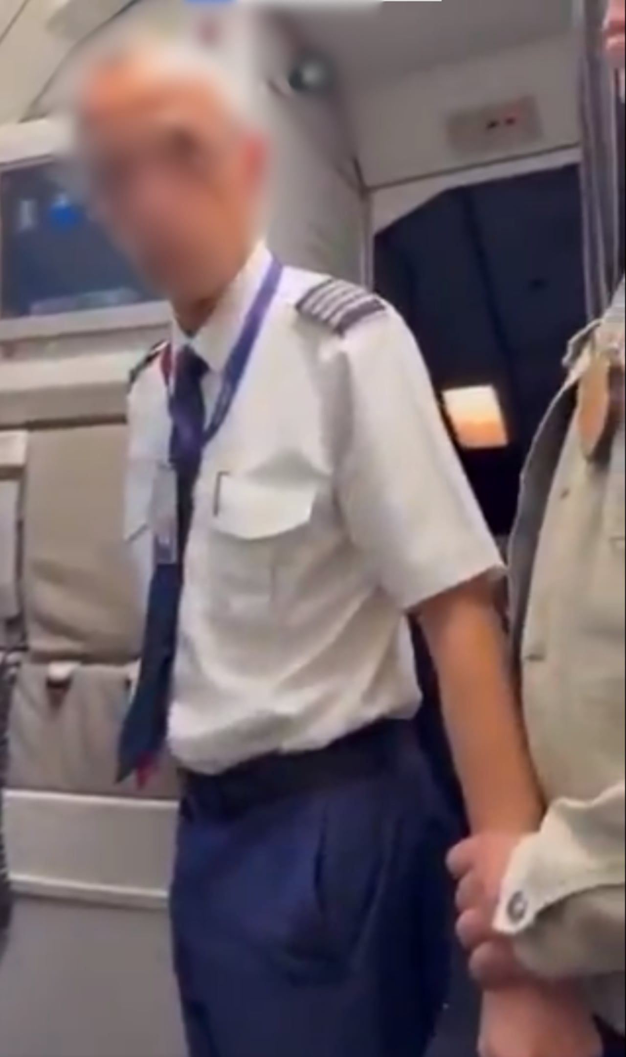 Piloto detenido dentro de un avión en el aeropuerto de Congonhas