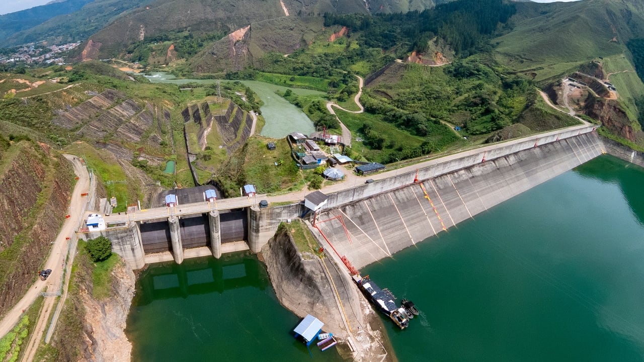 Central Hidroeléctrica de Salvajina