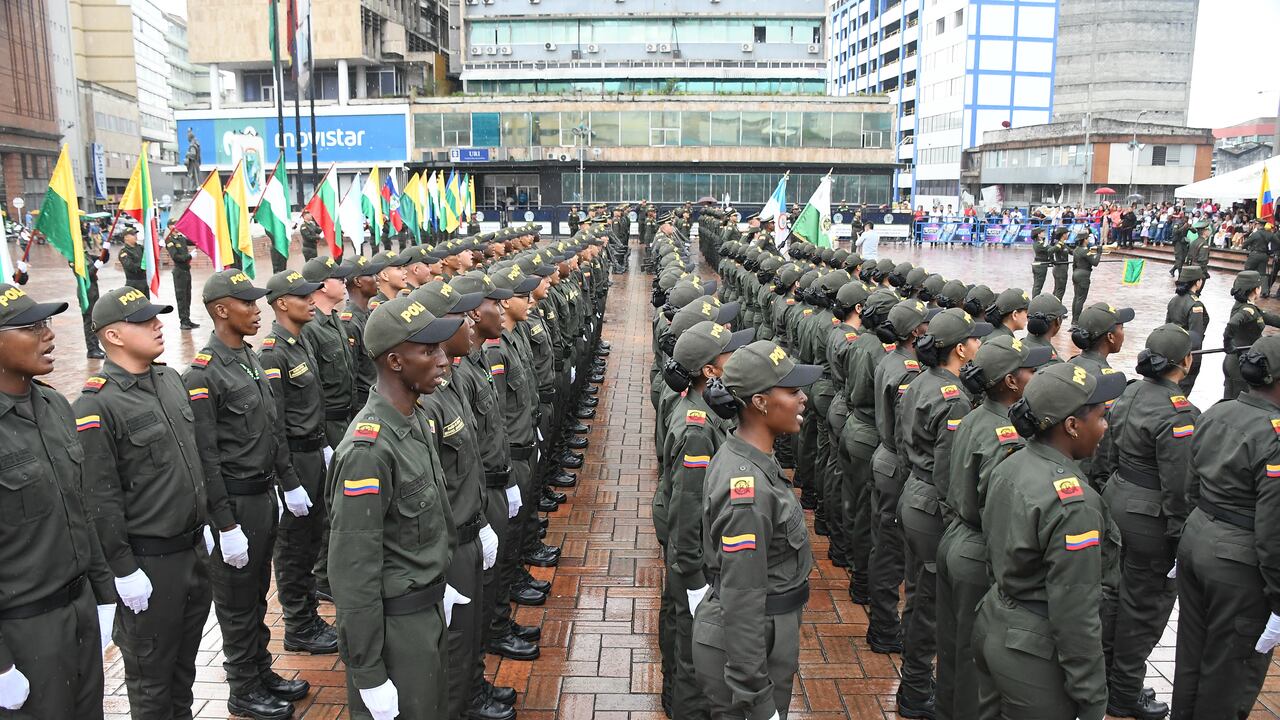 Cali: 203 nuevos jóvenes tomaron juramento como auxiliares de policía y entraron a reforzar la seguridad en diferentes municipios del Valle del Cauca.