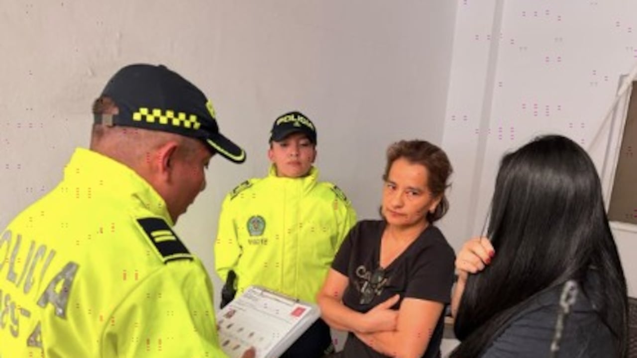 Capturan a dos mujeres con circular roja de la Interpol