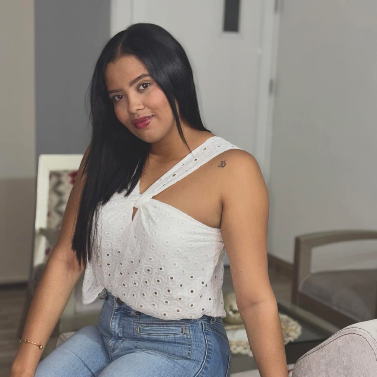 Manuela Caicedo Arango es una de las profesionales que está en poder de las disidencias de las Farc, la joven es oriunda del municipio de Miranda, Cauca.