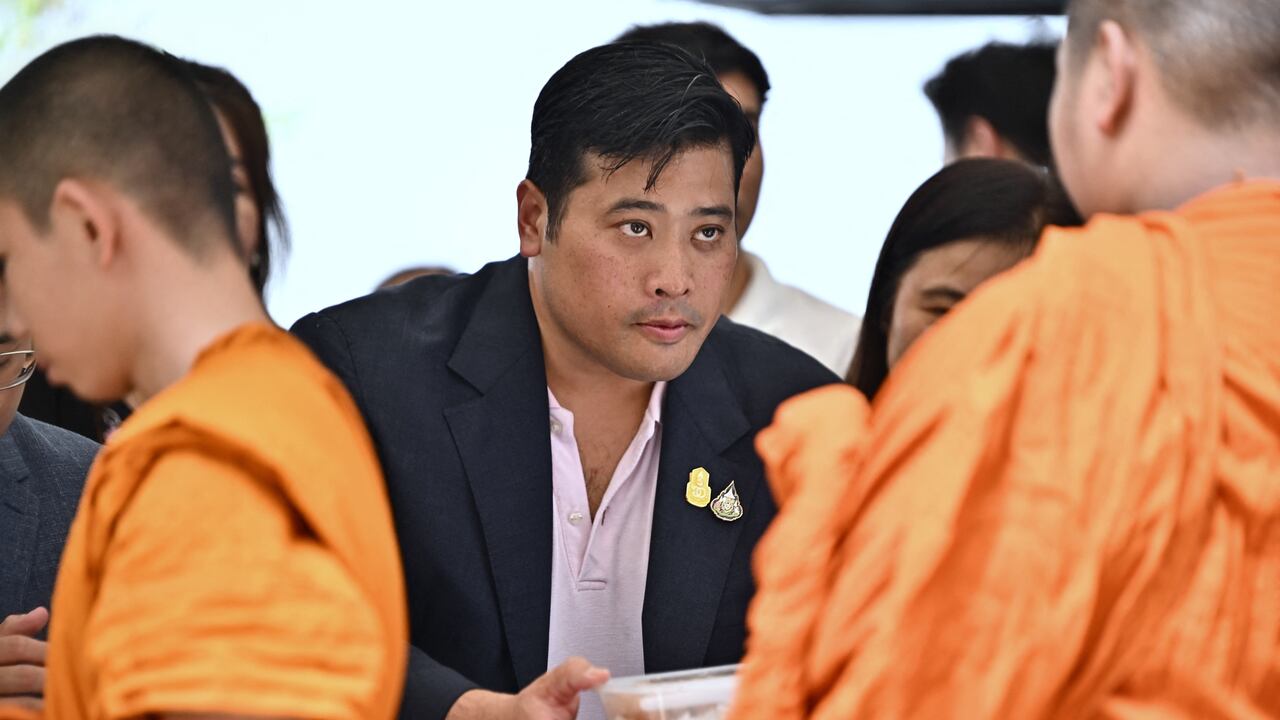 Vacharaesorn Vivacharawongse, hijo del rey de Tailandia.