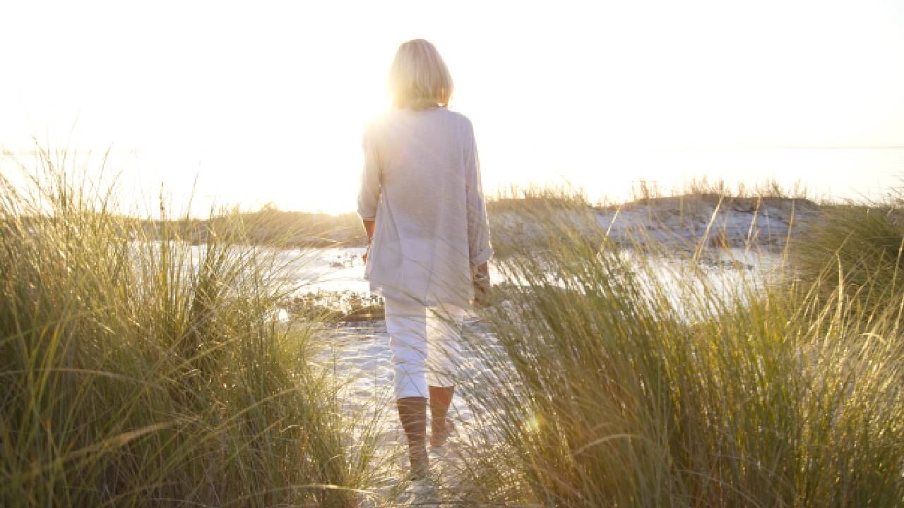 Cuerpo de mujer fue encontrado primero, por personas que estaban en la playa (imagen de referencia).