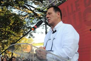 Cali: Política, Rueda de prensa con el candidato Tulio Gómez luego de su inscripción como candidato a la gobernación del Valle del Cauca. Foto José L Guzmán. El País, julio 27-23