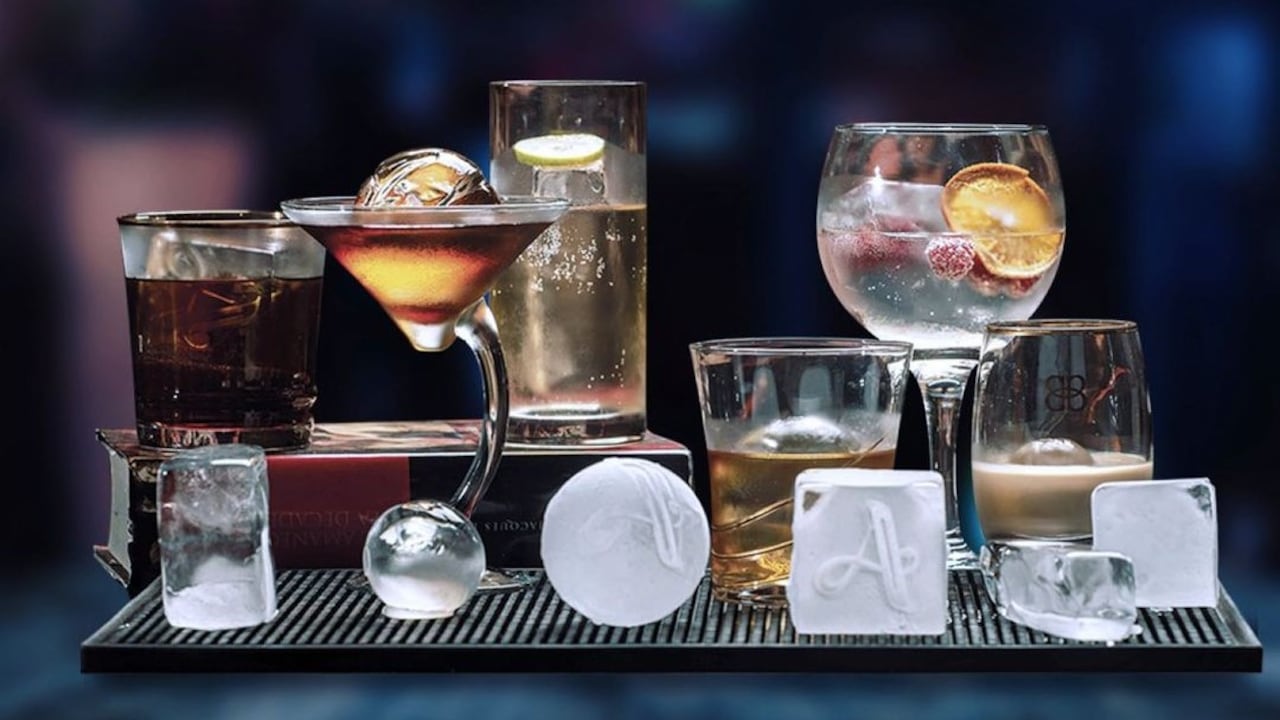 Aunque parece un ingrediente obvio, el hielo ha adquirido una categoría importante en el estatus de un coctel.