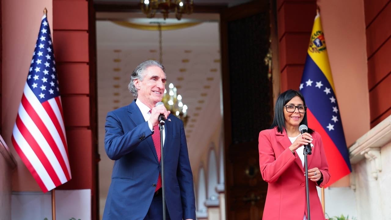 El Departamento de Estado notificó al tribunal de Nueva York el reconocimiento formal de la mandataria interina.