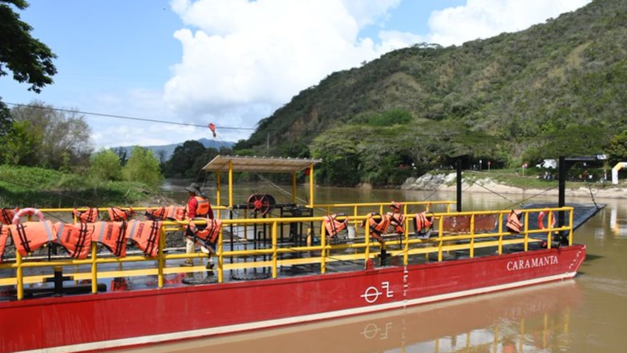 Con la puesta en funcionamiento de la Barcaza de Caramanta, más de 60.000 vallecaucanos de Bugalagrande, Bolívar y Trujillo se vieron beneficiados por este medio de transporte.